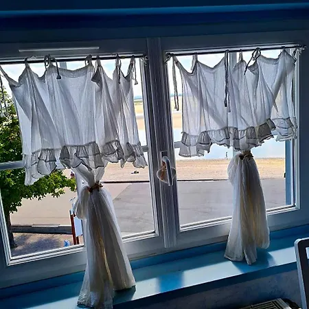Bed & Breakfast Les Mouettes Blessees Le Crotoy